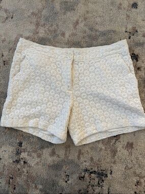 Women’s Tommy Bahama White Eyelet Shorts size 6